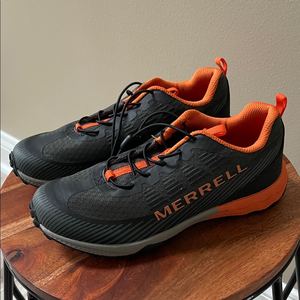 Merrell Boys Black and Orange Trail Sneakers size 5